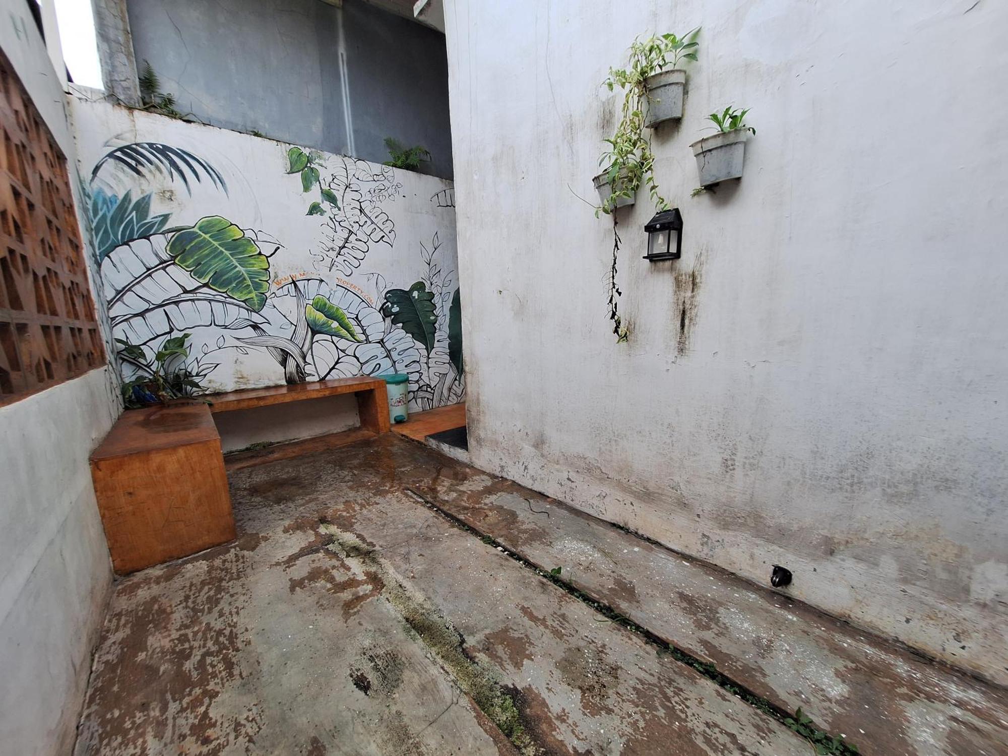 Villa Estetik Di マラン エクステリア 写真